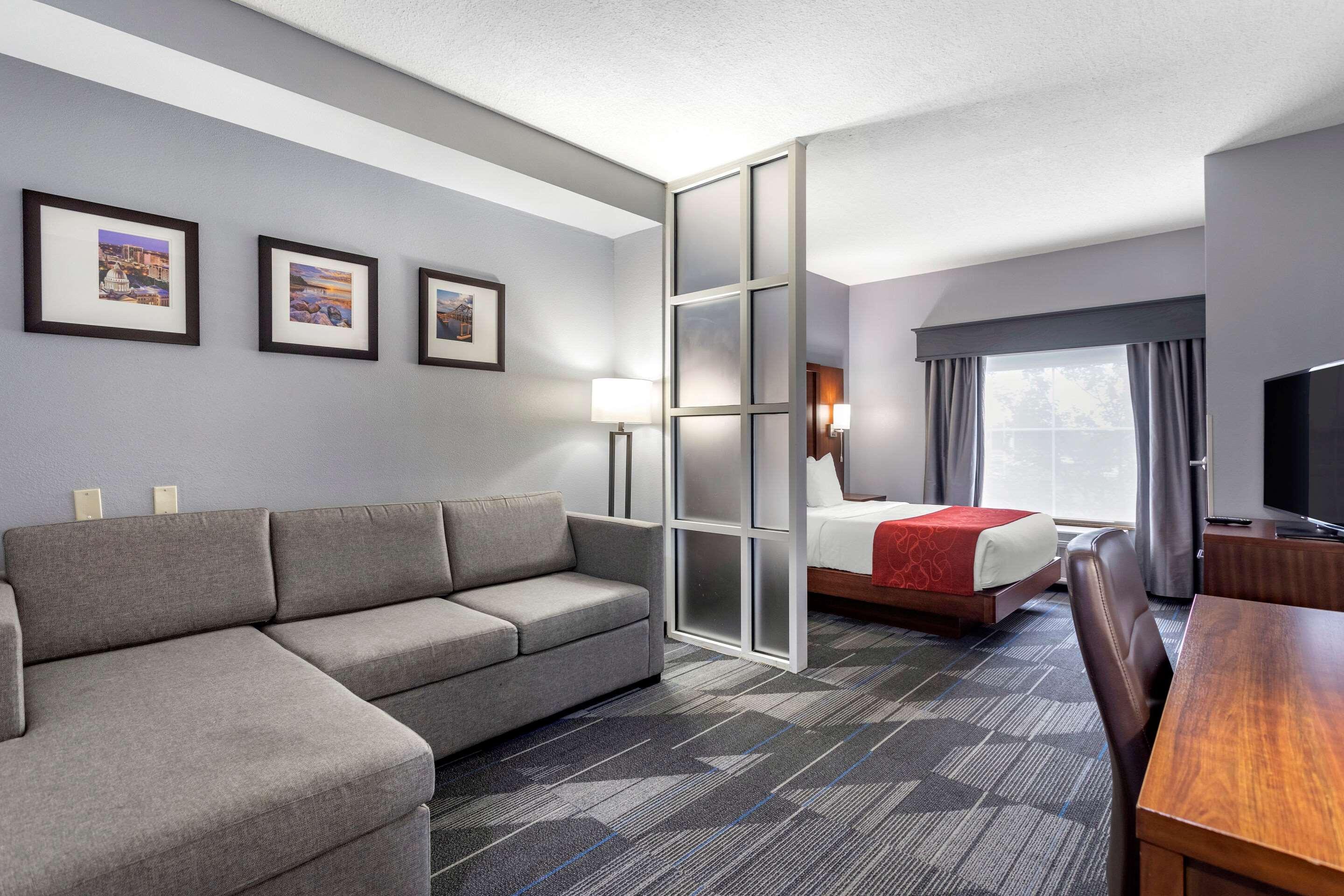 Comfort Suites Olive Branch - Memphis South Экстерьер фото
