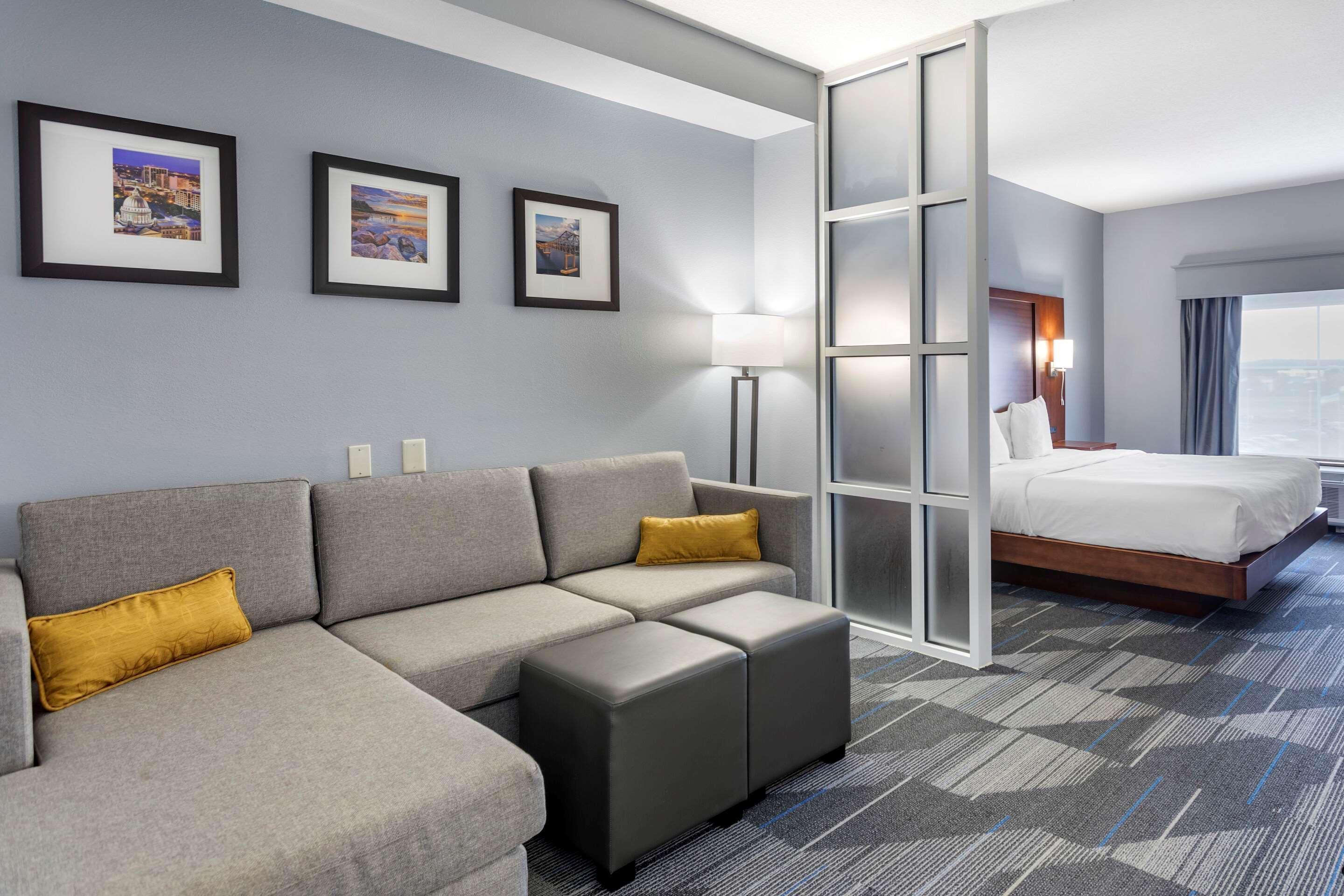 Comfort Suites Olive Branch - Memphis South Экстерьер фото