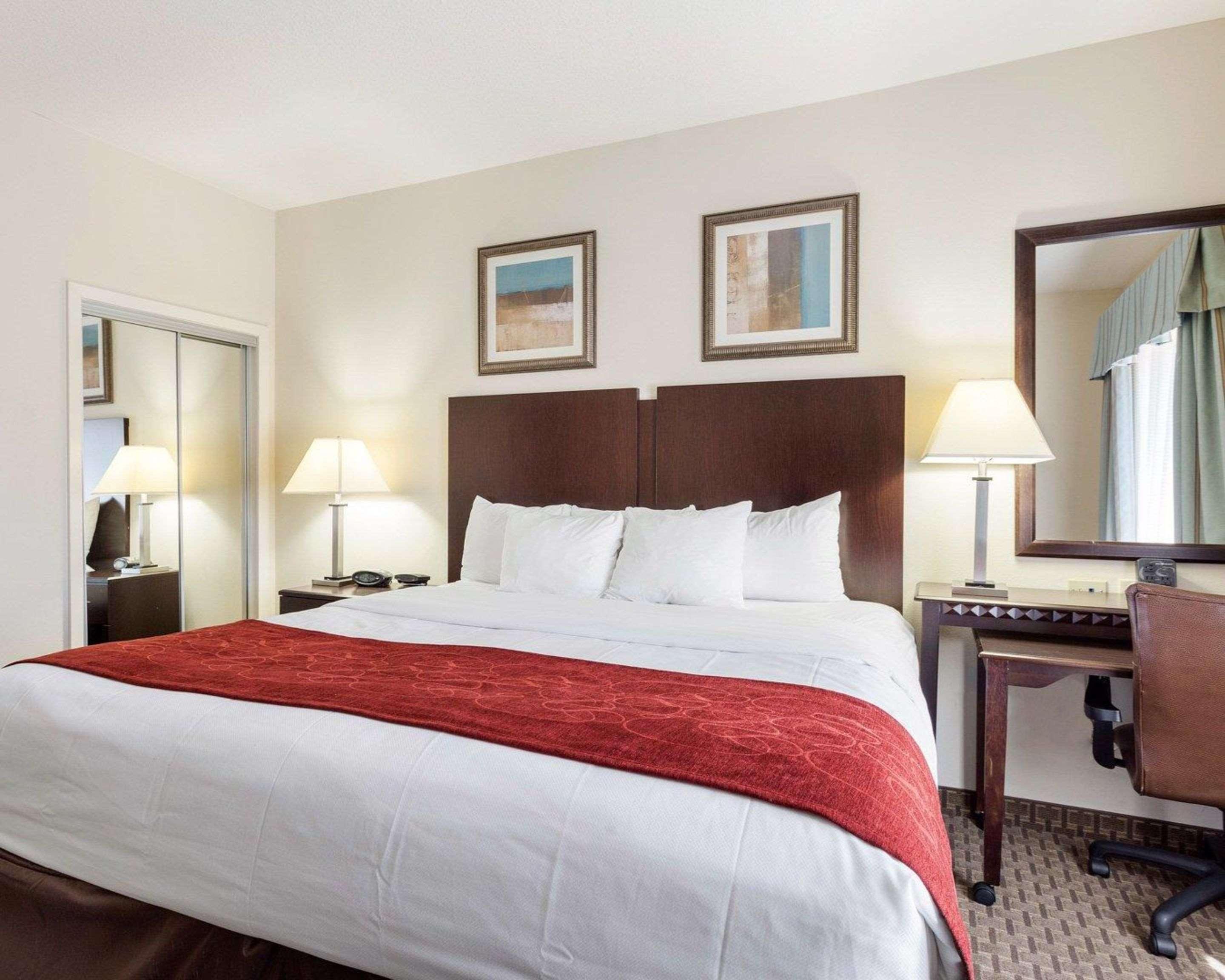 Comfort Suites Olive Branch - Memphis South Экстерьер фото
