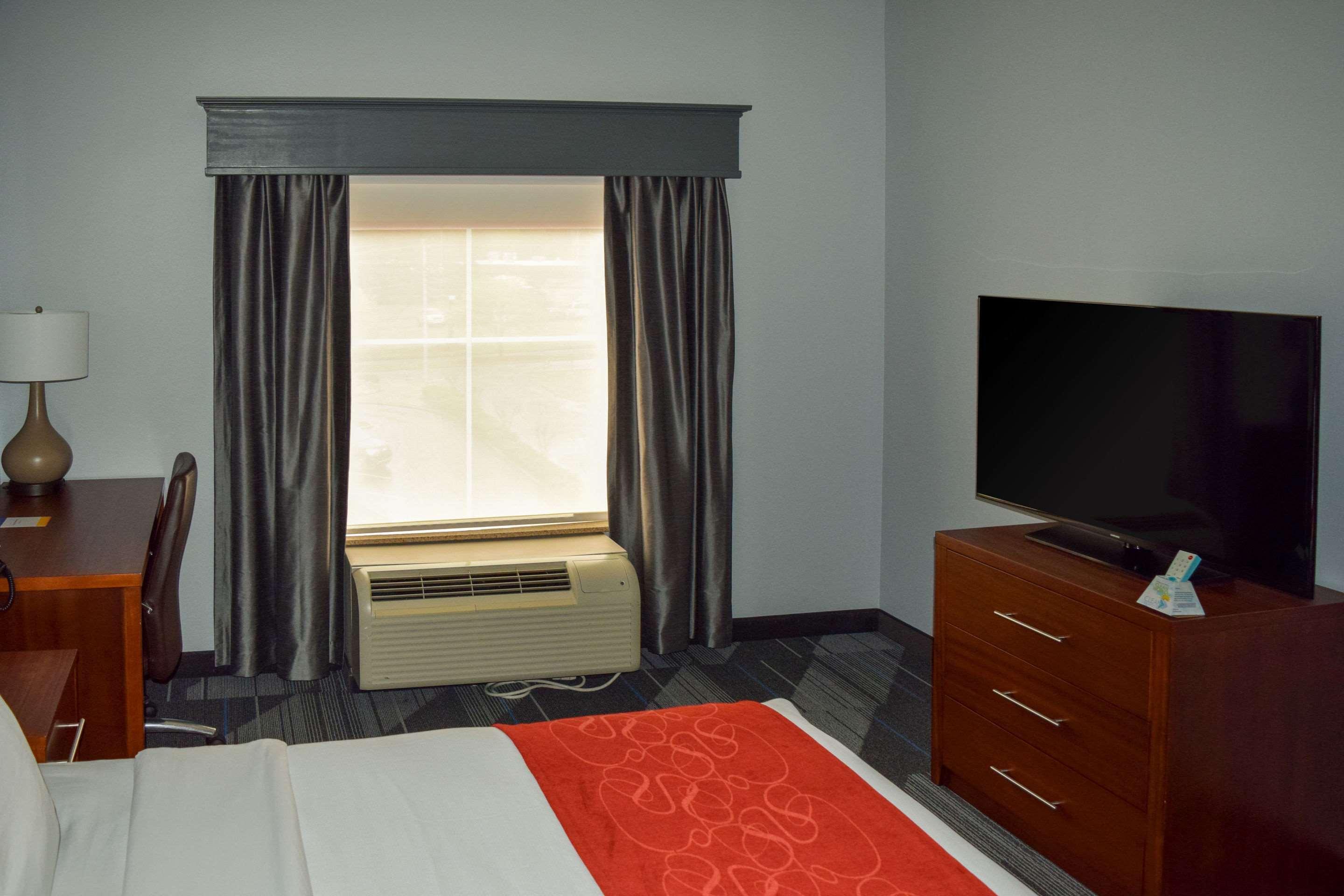 Comfort Suites Olive Branch - Memphis South Экстерьер фото