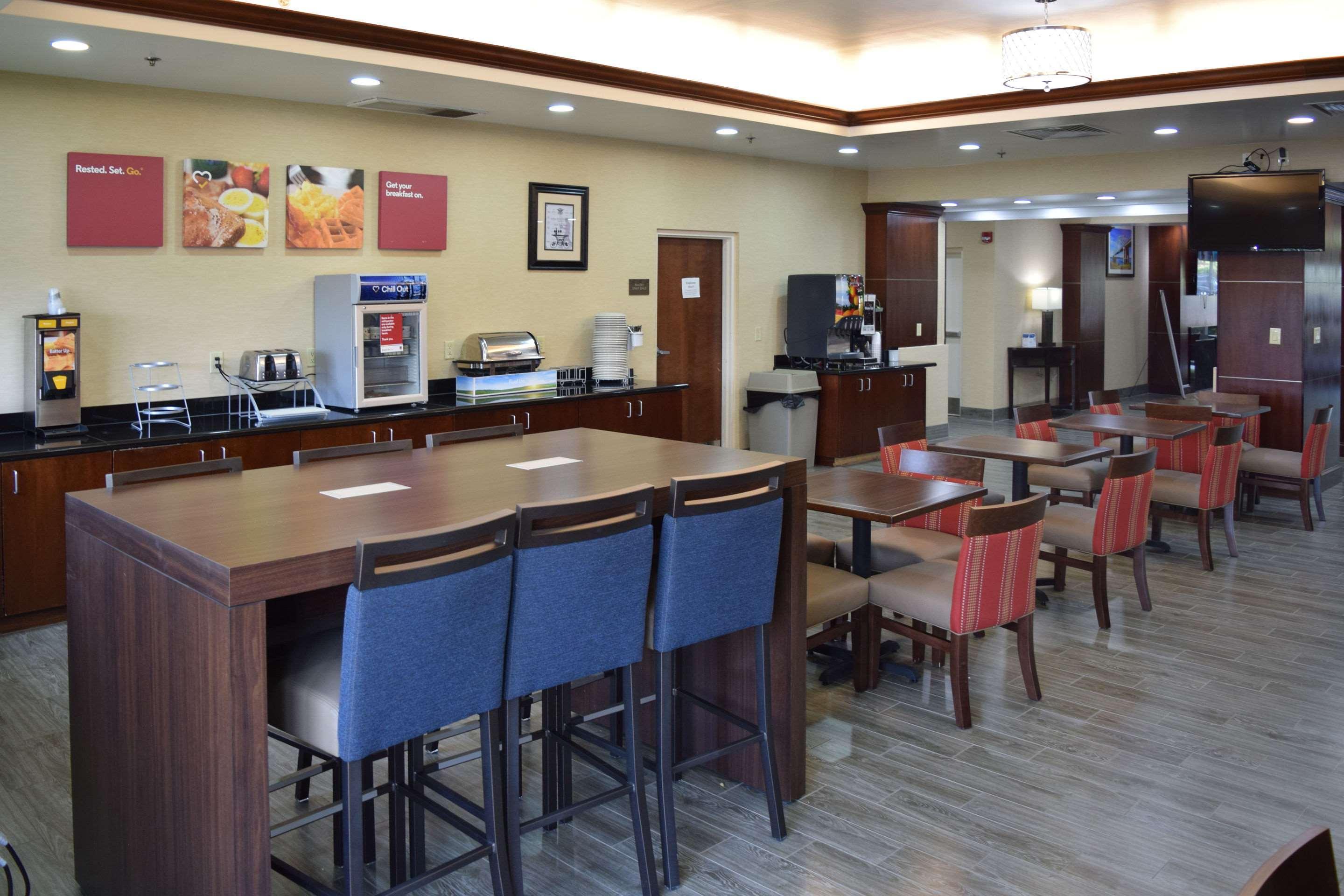 Comfort Suites Olive Branch - Memphis South Экстерьер фото
