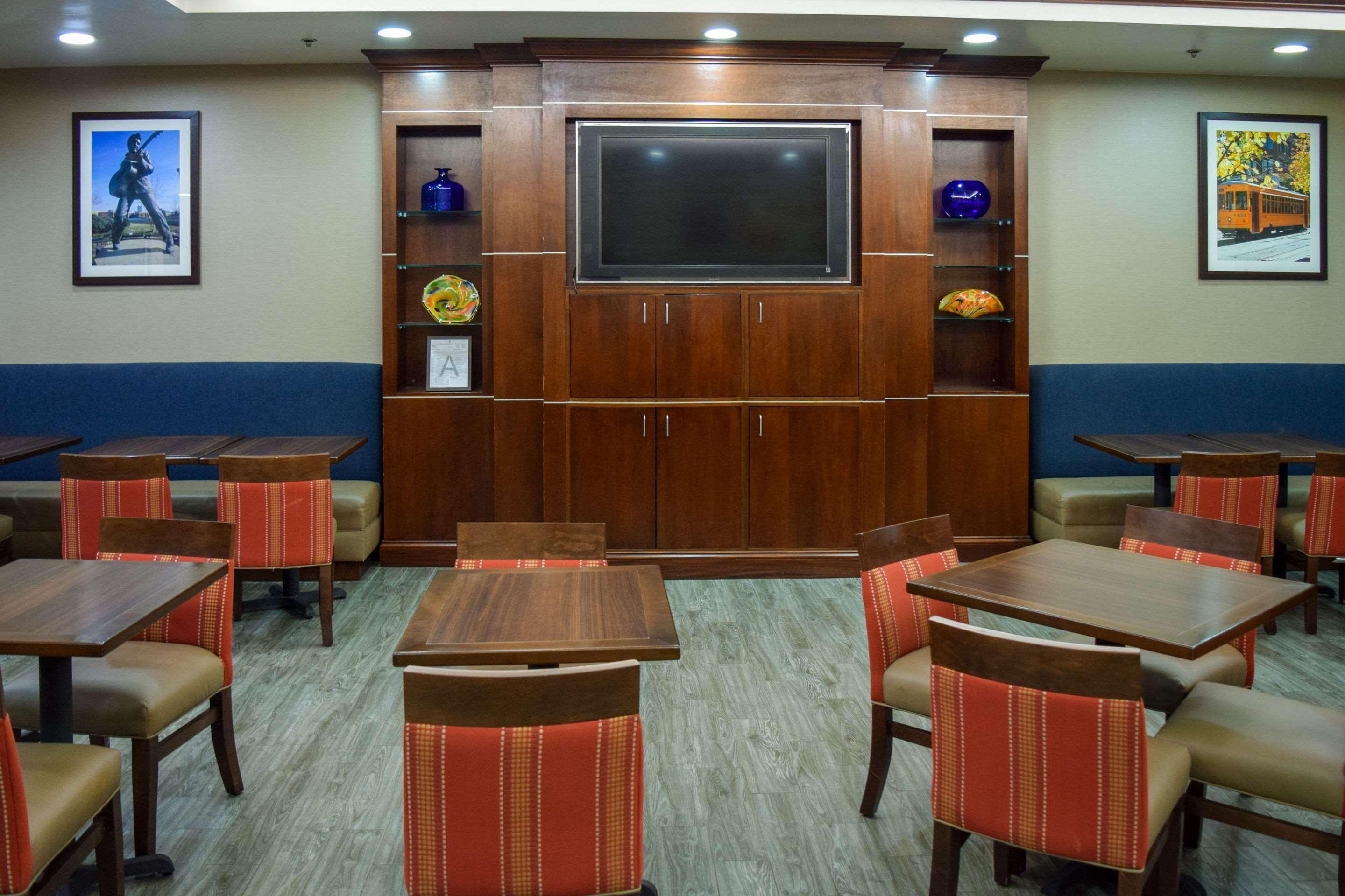 Comfort Suites Olive Branch - Memphis South Экстерьер фото