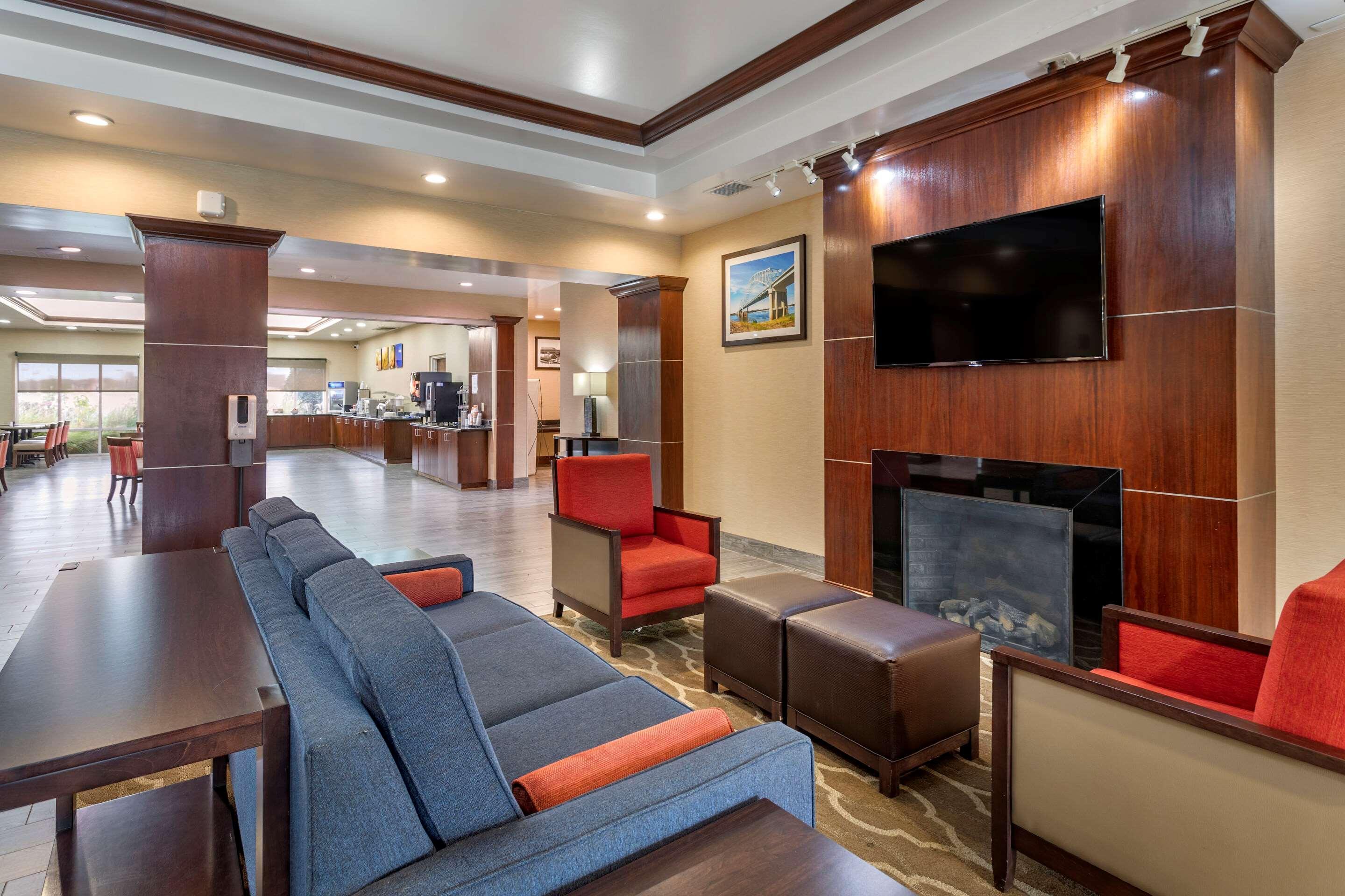 Comfort Suites Olive Branch - Memphis South Экстерьер фото