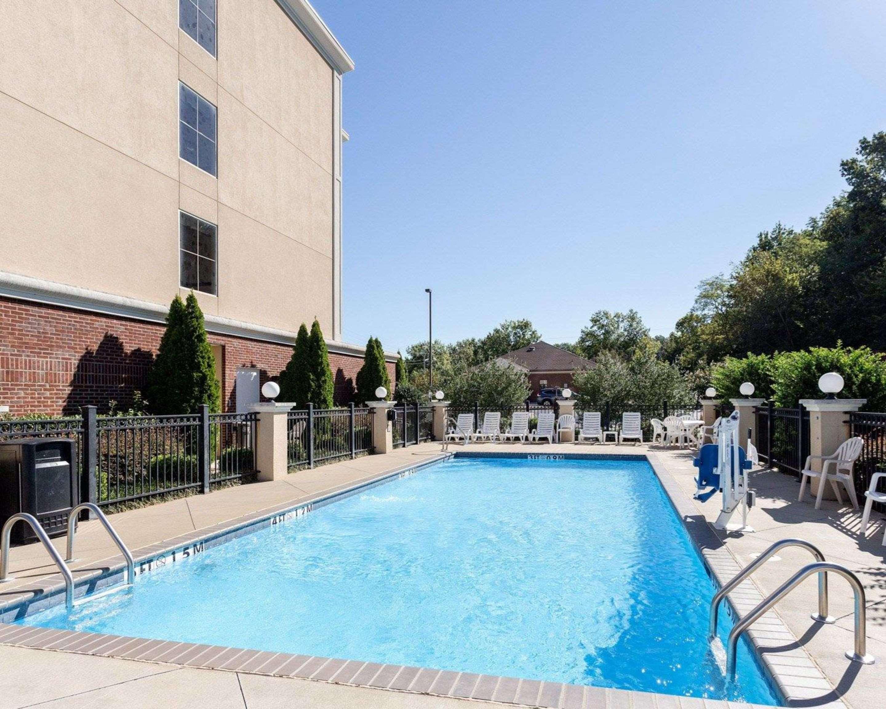 Comfort Suites Olive Branch - Memphis South Экстерьер фото